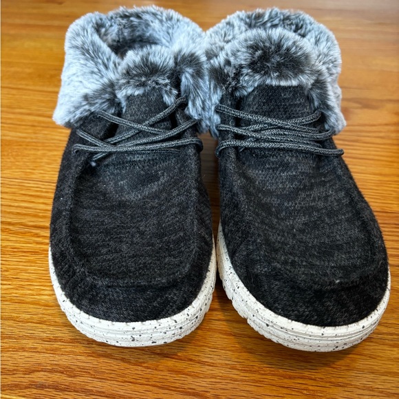 Hey Dude Shoes - Hey dude slippers